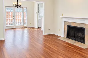 11711 Memorial Dr, Houston, TX 77024 - Photo 7