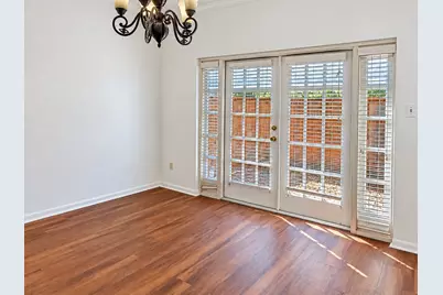 11711 Memorial Drive #313, Houston, TX 77024 - Photo 9
