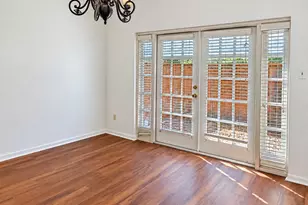11711 Memorial Dr, Houston, TX 77024 - Photo 9