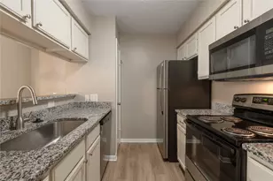 2402 Sycamore Ave, Huntsville, TX 77340 - Photo 13