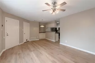 2402 Sycamore Ave, Huntsville, TX 77340 - Photo 7