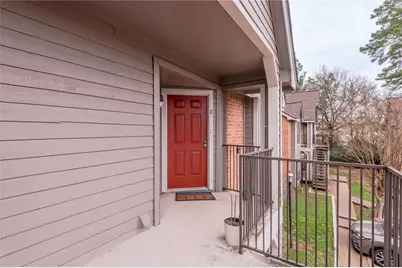 2402 Sycamore Avenue #D8, Huntsville, TX 77340 - Photo 5