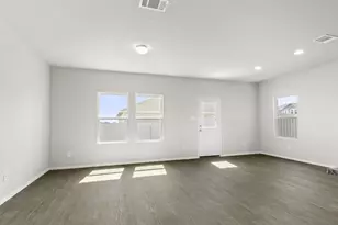 4618 Coral Bean St, Pinehurst, TX 77362 - Photo 5