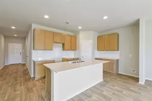 4618 Coral Bean St, Pinehurst, TX 77362 - Photo 5
