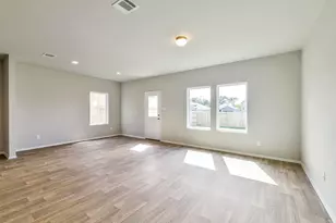 4618 Coral Bean St, Pinehurst, TX 77362 - Photo 11