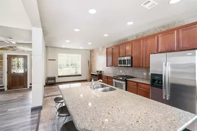 42 Rocky Point Court, Spring, TX 77389 - Photo 11