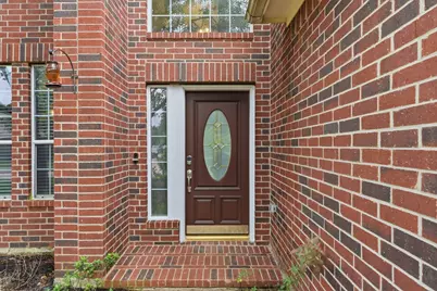 43 N Queenscliff Circle, The Woodlands, TX 77382 - Photo 3