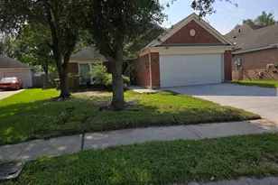 2910 Plum Lake Dr, Pearland, TX 77584 - Photo 3