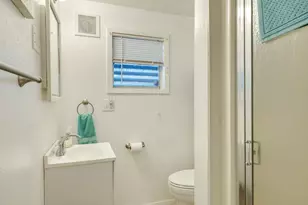 2605 Ave O 1/2, Galveston, TX 77550 - Photo 31