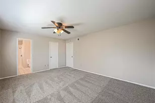 2711 Quarry Hill Rd, Sugar Land, TX 77478 - Photo 23