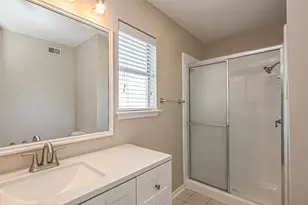 2711 Quarry Hill Rd, Sugar Land, TX 77478 - Photo 25