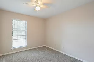 2711 Quarry Hill Rd, Sugar Land, TX 77478 - Photo 15