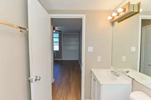 7520 Hornwood Dr, Houston, TX 77036 - Photo 15