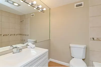 7520 Hornwood Drive #201W, Houston, TX 77036 - Photo 17
