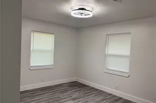 6510 Ashton St, Houston, TX 77091 - Photo 9