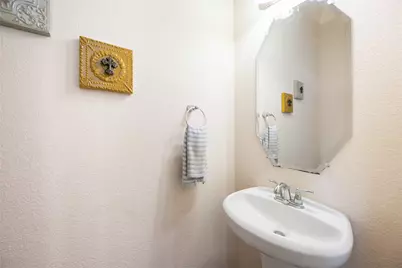 3214 Clearview Circle, Houston, TX 77025 - Photo 11