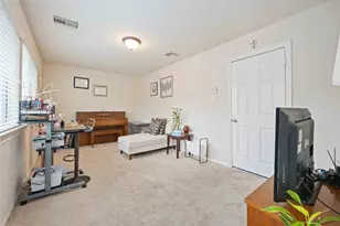 3214 Clearview Cir, Houston, TX 77025 - Photo 13