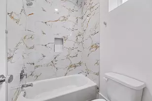 5618 Bertellis Ln, Houston, TX 77091 - Photo 17