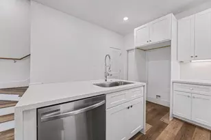 5618 Bertellis Ln, Houston, TX 77091 - Photo 11