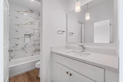 5618 Bertellis Lane, Houston, TX 77091 - Photo 15