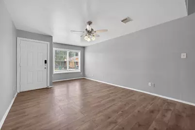 2302 Abernathy Street, Houston, TX 77026 - Photo 3