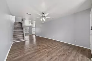 2302 Abernathy St, Houston, TX 77026 - Photo 5