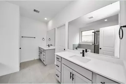 7722 Clover Gully Lane, Katy, TX 77493 - Photo 25