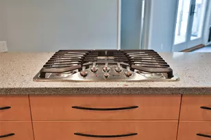 2427 Willowby Dr, Houston, TX 77008 - Photo 13