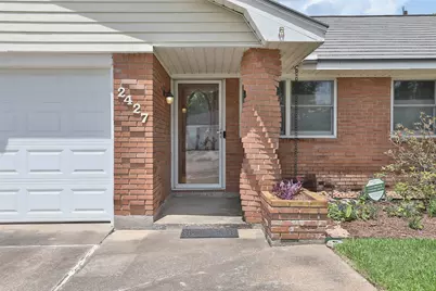 2427 Willowby Drive, Houston, TX 77008 - Photo 3