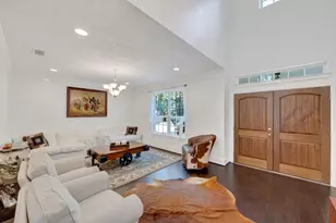 335 Voss Rd, Houston, TX 77024 - Photo 7