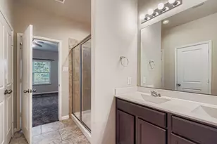 1406 Lake City Ln, Houston, TX 77047 - Photo 17