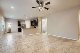 1406 Lake City Ln, Houston, TX 77047 - Photo 7