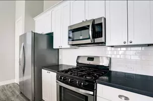 8907 Spring Knoll Forest Dr, Houston, TX 77080 - Photo 9