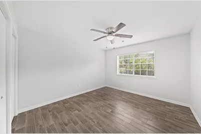 1655 E South Street, Alvin, TX 77511 - Photo 13