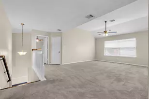 12018 Natural Bridges Ln, Sugar Land, TX 77498 - Photo 15