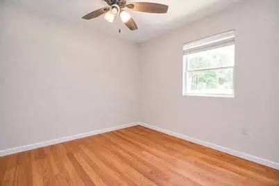180 Maurine Lane, Cleveland, TX 77328 - Photo 19