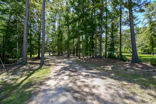 180 Maurine Ln, Cleveland, TX 77328 - Photo 27