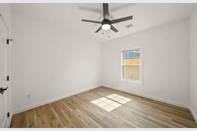6206 Lyndhurst Drive #A, Houston, TX 77087 - Photo 9