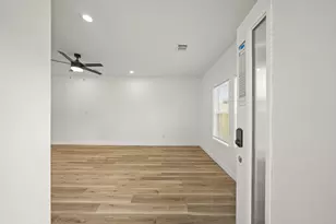 6206 Lyndhurst Dr, Houston, TX 77087 - Photo 5