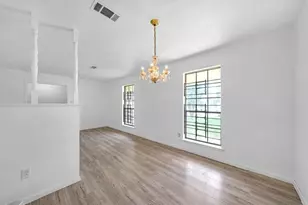 8447 Sterlingshire St, Houston, TX 77078 - Photo 5