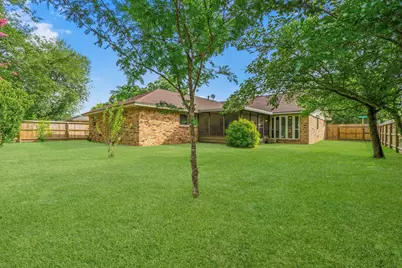 16303 Deer Lick Drive, Houston, TX 77090 - Photo 35