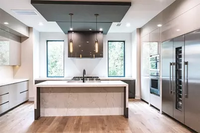 411 W Saulnier Street, Houston, TX 77019 - Photo 15