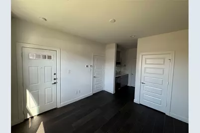 304 Jensen, Houston, TX 77020 - Photo 3