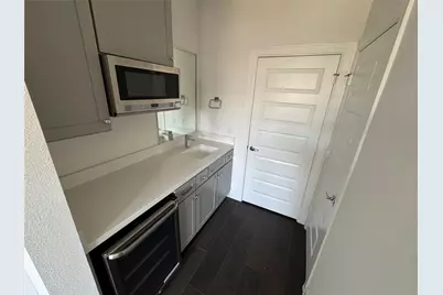 304 Jensen, Houston, TX 77020 - Photo 5