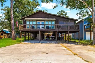 419 W Lake Shore Dr, Livingston, TX 77351 - Photo 3