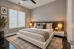 5919 E Post Oak Ln, Houston, TX 77055 - Photo 3