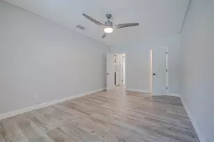 205 Winding Way, Rockport, TX 78382 - Photo 17