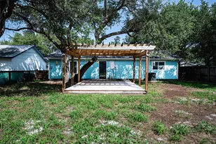 205 Winding Way, Rockport, TX 78382 - Photo 3