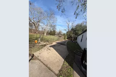 3009 Lincoln Street, Liberty, TX 77575 - Photo 23