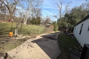 3009 Lincoln St, Liberty, TX 77575 - Photo 23